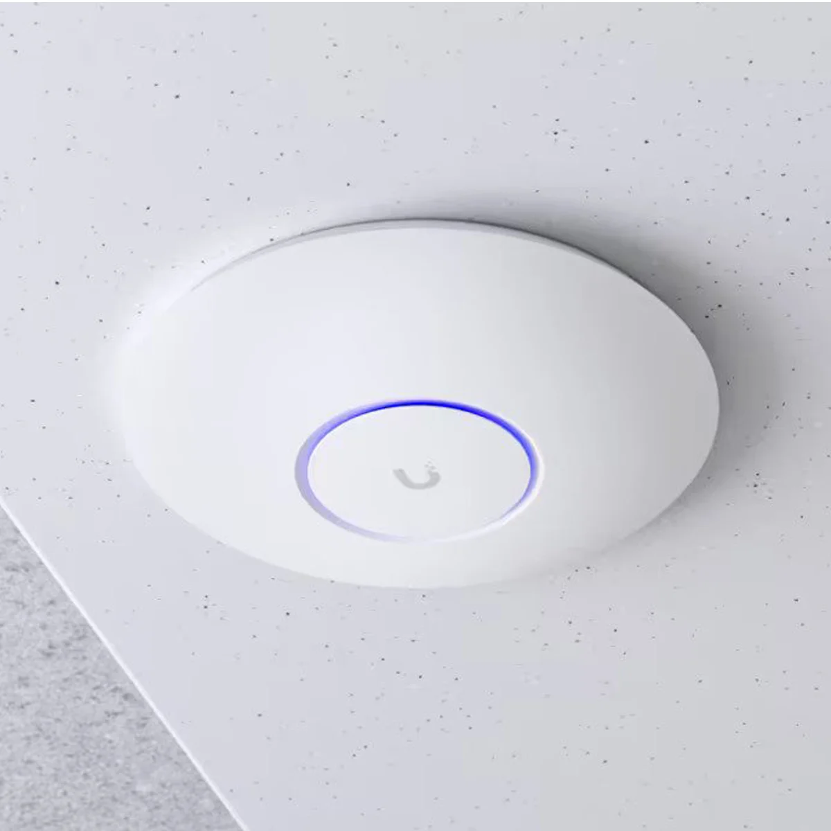 Ubiquiti UniFi UAP-AC-LR Long-Range Access Point – Dual-Band AC1300, PoE, Indoor