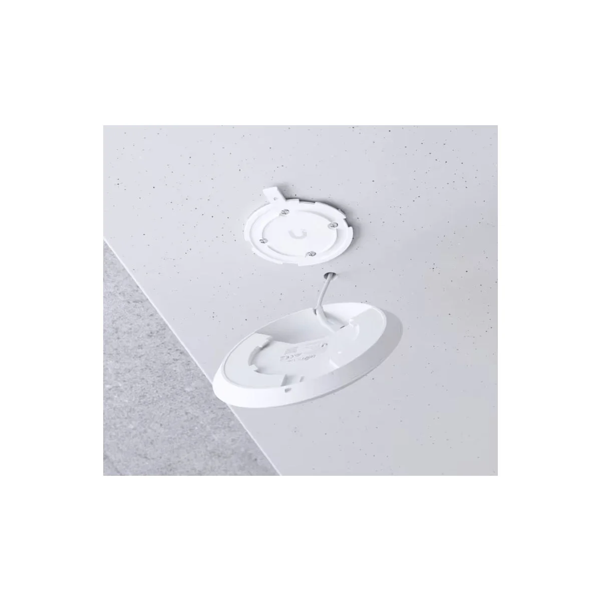Ubiquiti UniFi UAP-AC-LR Long-Range Access Point – Dual-Band AC1300, PoE, Indoor - Image 2